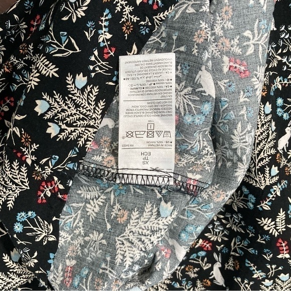 Old Navy  flowy dress with rabbits / bunnies - Picture 6 of 6